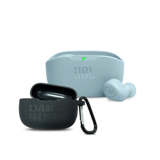 KIT JBL Vibe buds Mint + Estuche Vibe buds - Mint - ¡Disfruta de un sonido inmersivo y sin cables con los JBL Vibe Buds y recibe un estuche protector!
Siente cada detalle de tu música favorita con los JBL Vibe Buds, que ofrecen un sonido JBL Pure Bass profundo y potente. Su diseño ergonómico y ligero se adapta perfectamente a tus oídos para una comodidad duradera. Además, disfruta de hasta 7 horas de reproducción con una sola carga y hasta 28 horas con el estuche de carga incluido. Olvídate de quedarte sin batería en el peor momento. ¡Lleva el tuyo hoy mismo y disfruta de la música en cualquier lugar! - Hero